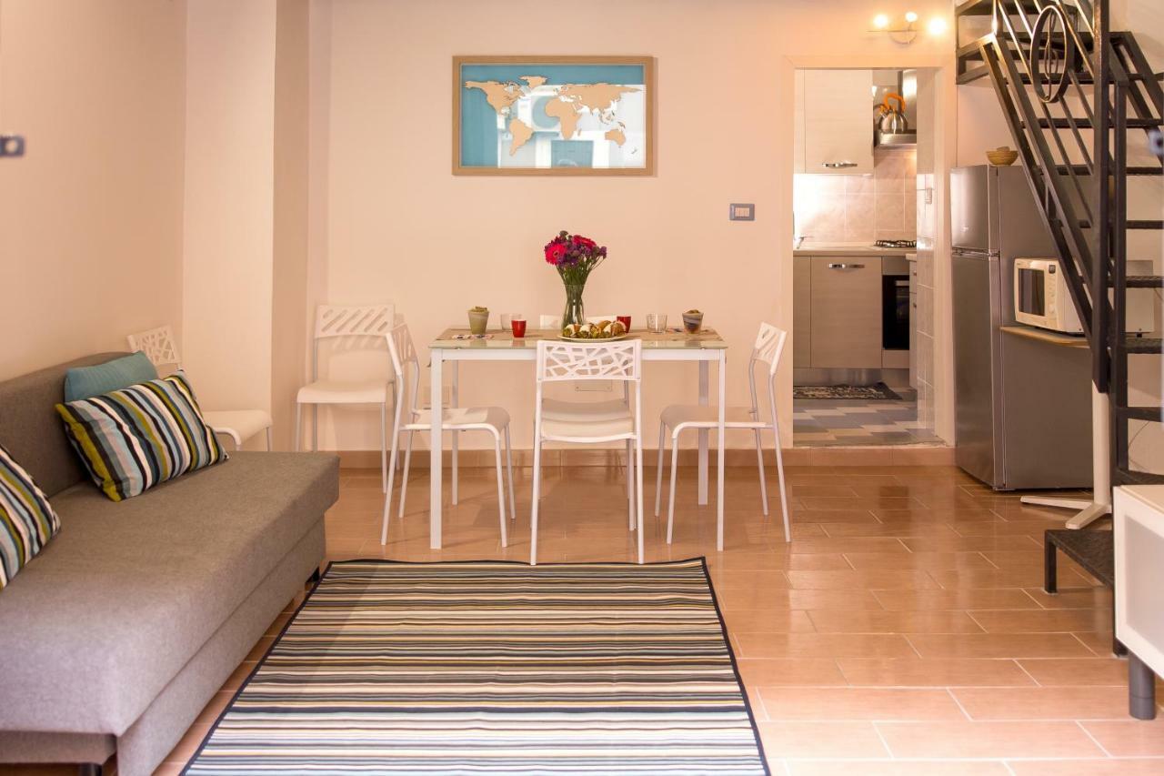 Sikulahouse - Apartment In The City Center Катания Екстериор снимка