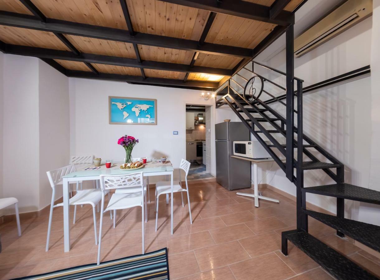 Sikulahouse - Apartment In The City Center Катания Екстериор снимка